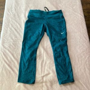 Nike leggings